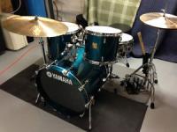 YAMAHA MAPLE/BIRCH CUSTOM ABSOLUTE